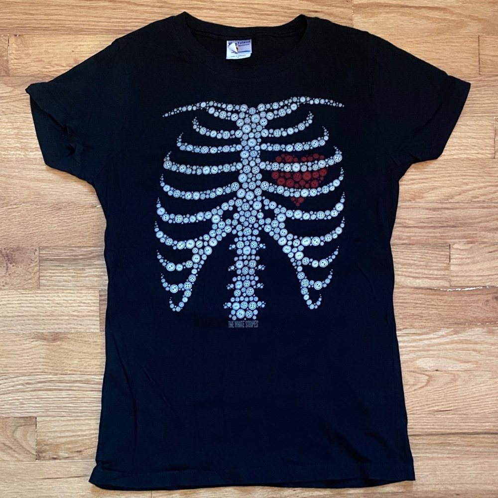 The White Stripes Vintage 2000s Rib Cage Button Heart T-Shirt